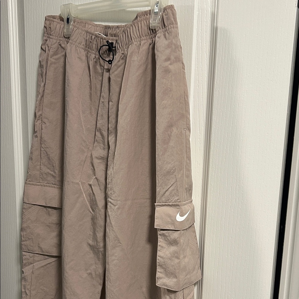 Nike Women’s Beige Cargo Pants